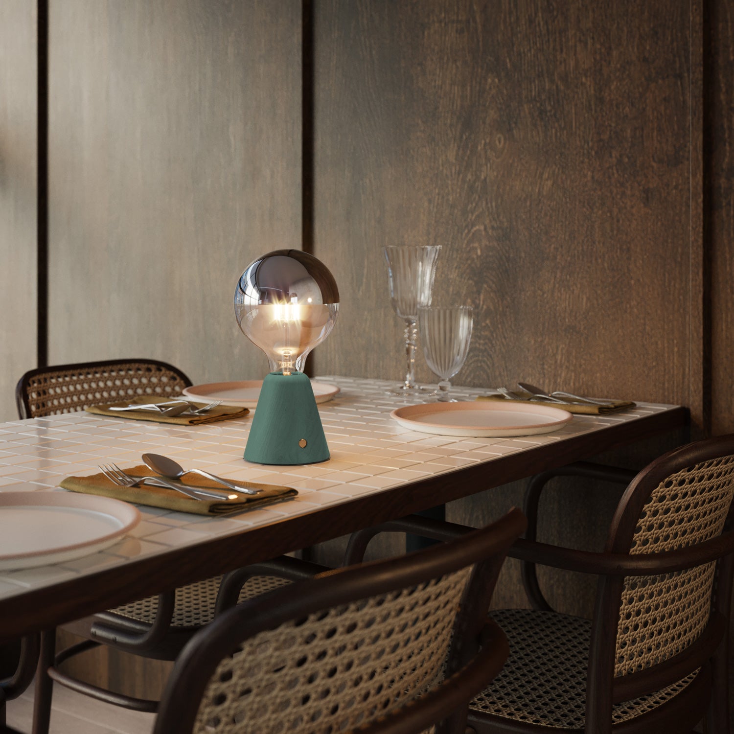 Lampada portatile ricaricabile Cabless01 con lampadina globo mezza sfera argento - Ottanio