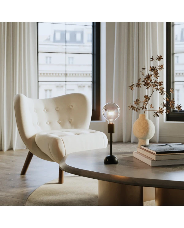 Lampada portatile e ricaricabile Cabless02 con lampadina globo mezza sfera argento