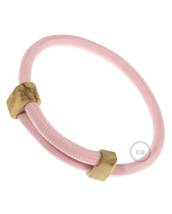 Creative-Bracelet in tessuto Effetto Seta Rosa Baby RM16. Chiusura scorrevole in legno. Made in Italy.