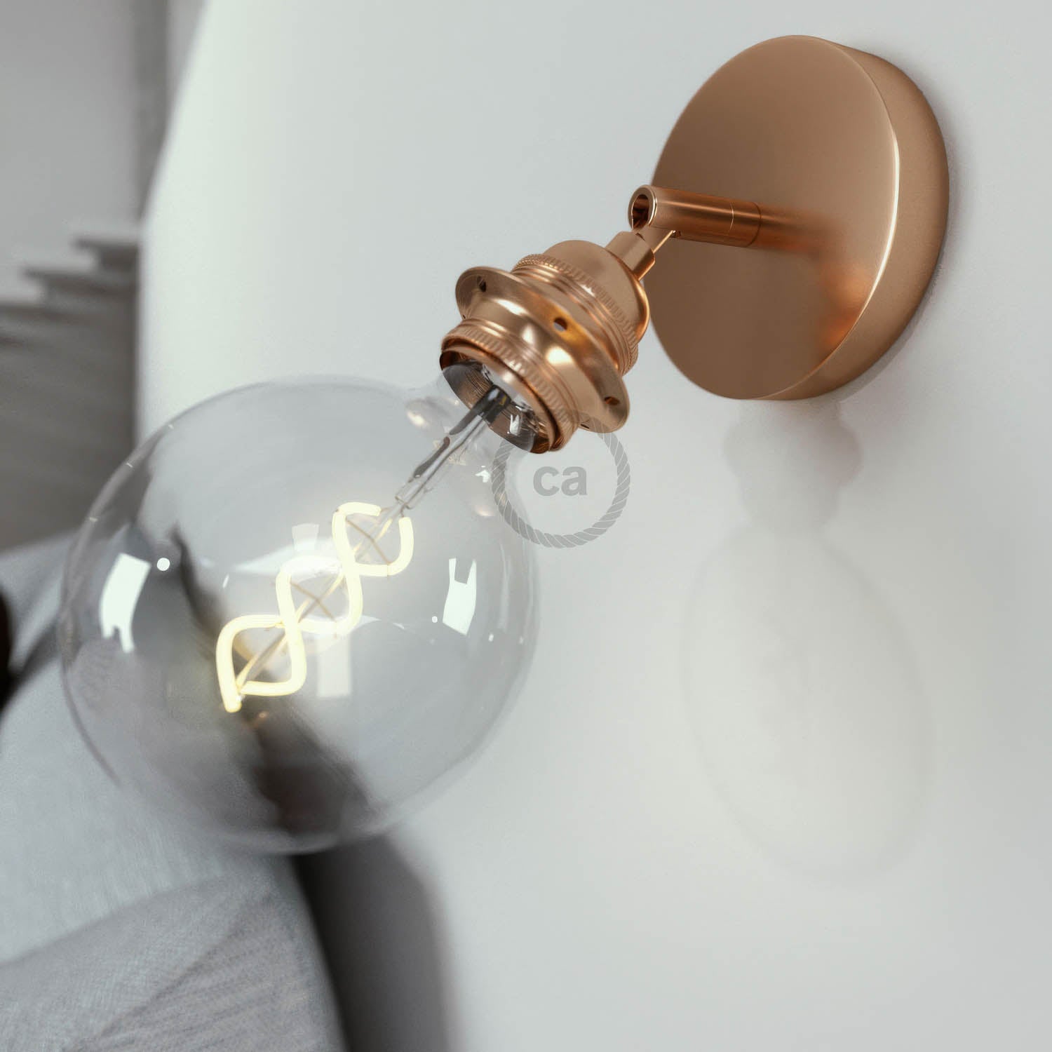 Fermaluce Metallo 90° con portalampada filettato E27, punto luce in metallo orientabile - Rame