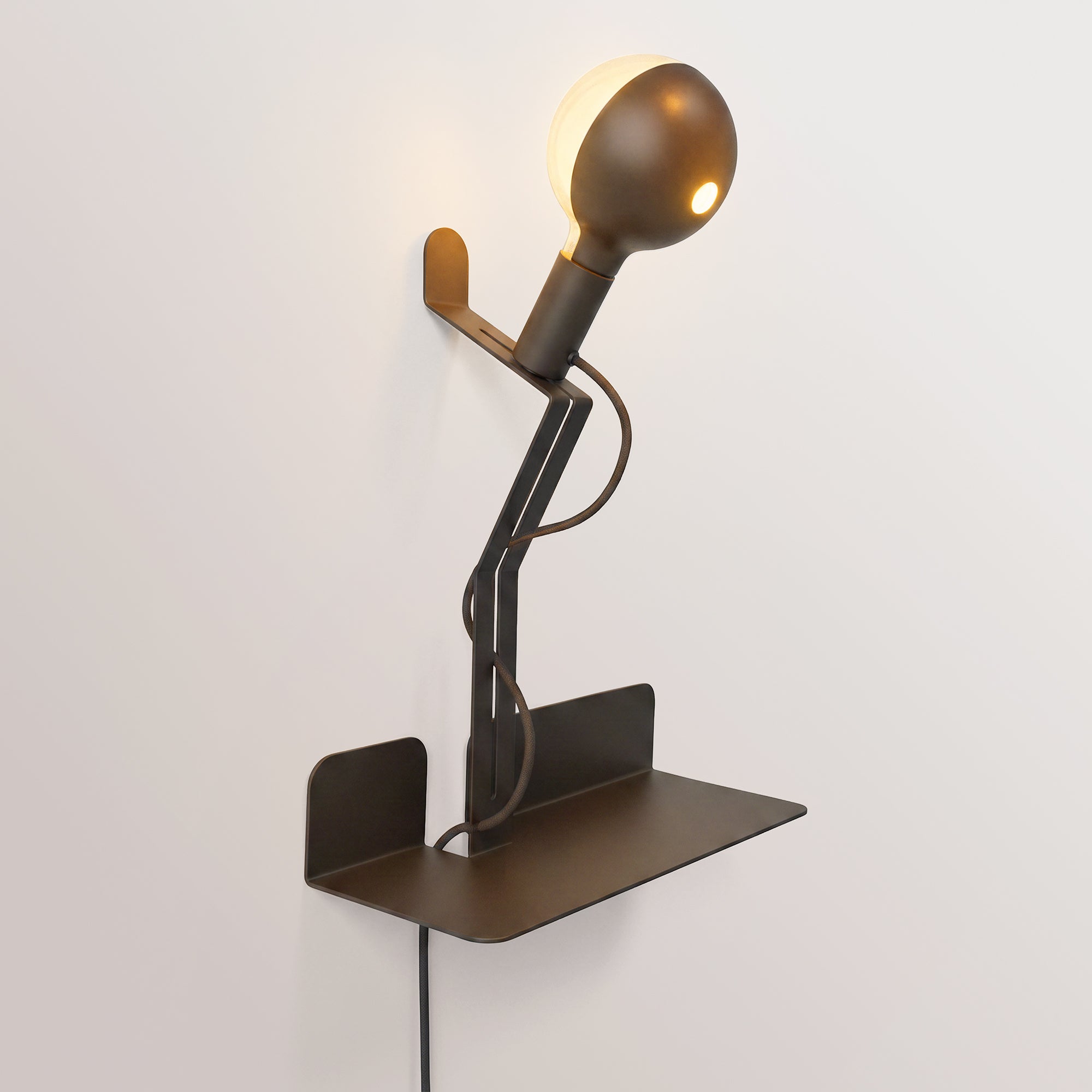 Lampada da parete con mensola e lampadina LED G125 verniciata - Murio Talia - Nero