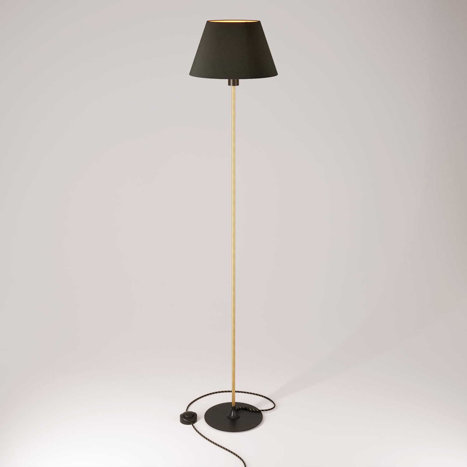 Lampada da terra MAG-Y con base metallica tonda e paralume Impero M - Nero