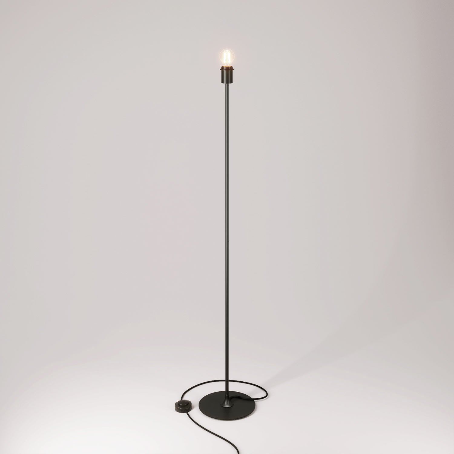 Lampada da terra MAG-Y con base metallica tonda con predisposizione per paralume - Nero