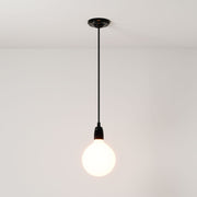 Lampada a sospensione completa di cavo tessile e finiture in porcellana colorata - Nero