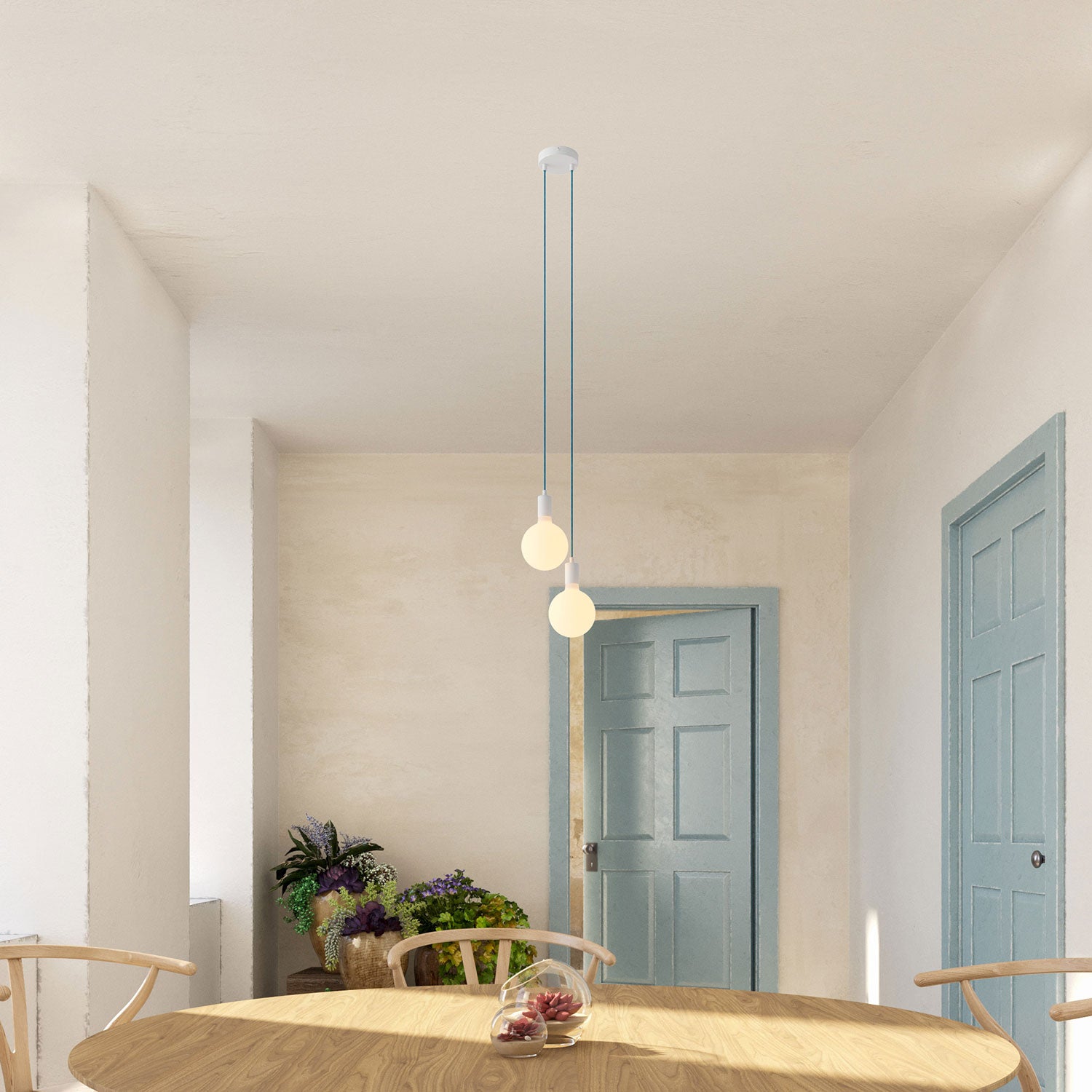 Lampada a sospensione multipla a 2 cadute con finiture in metallo - Bianco