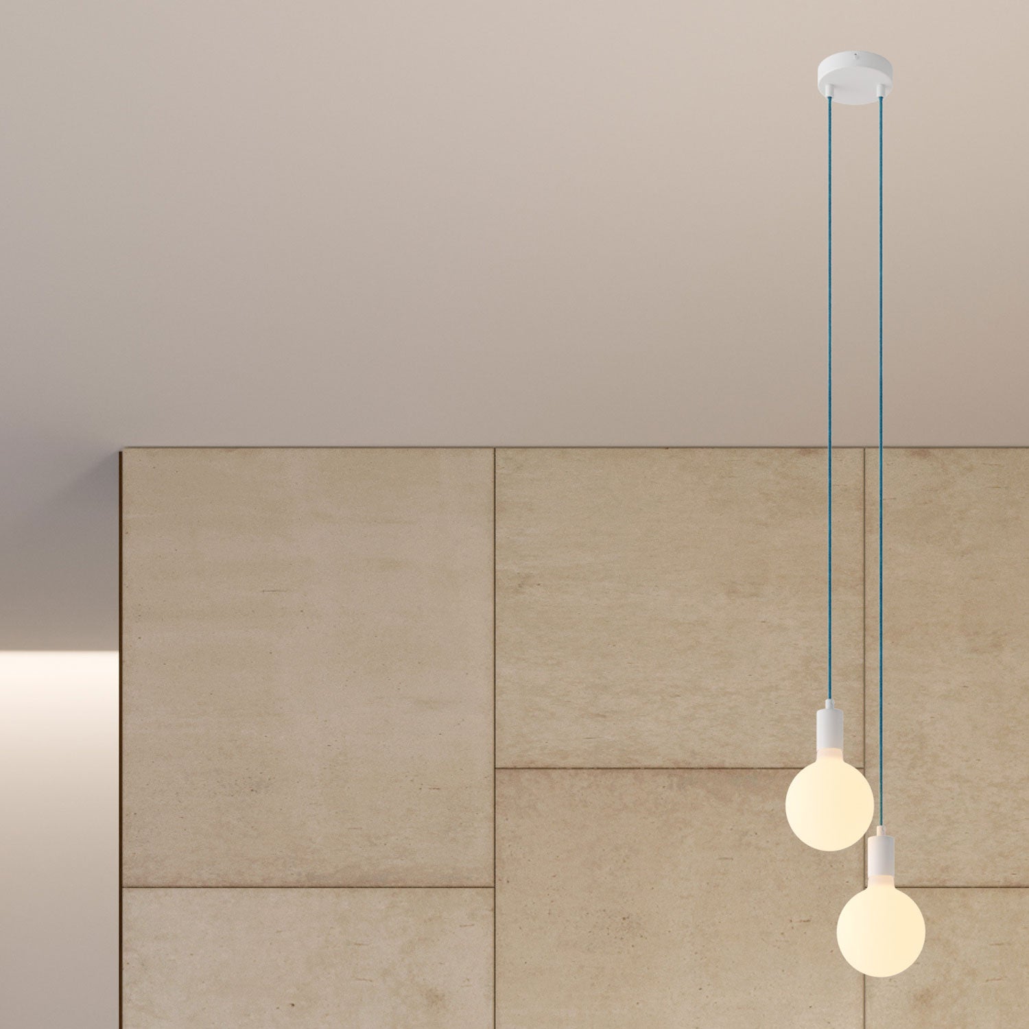 Lampada a sospensione multipla a 2 cadute con finiture in metallo - Bianco