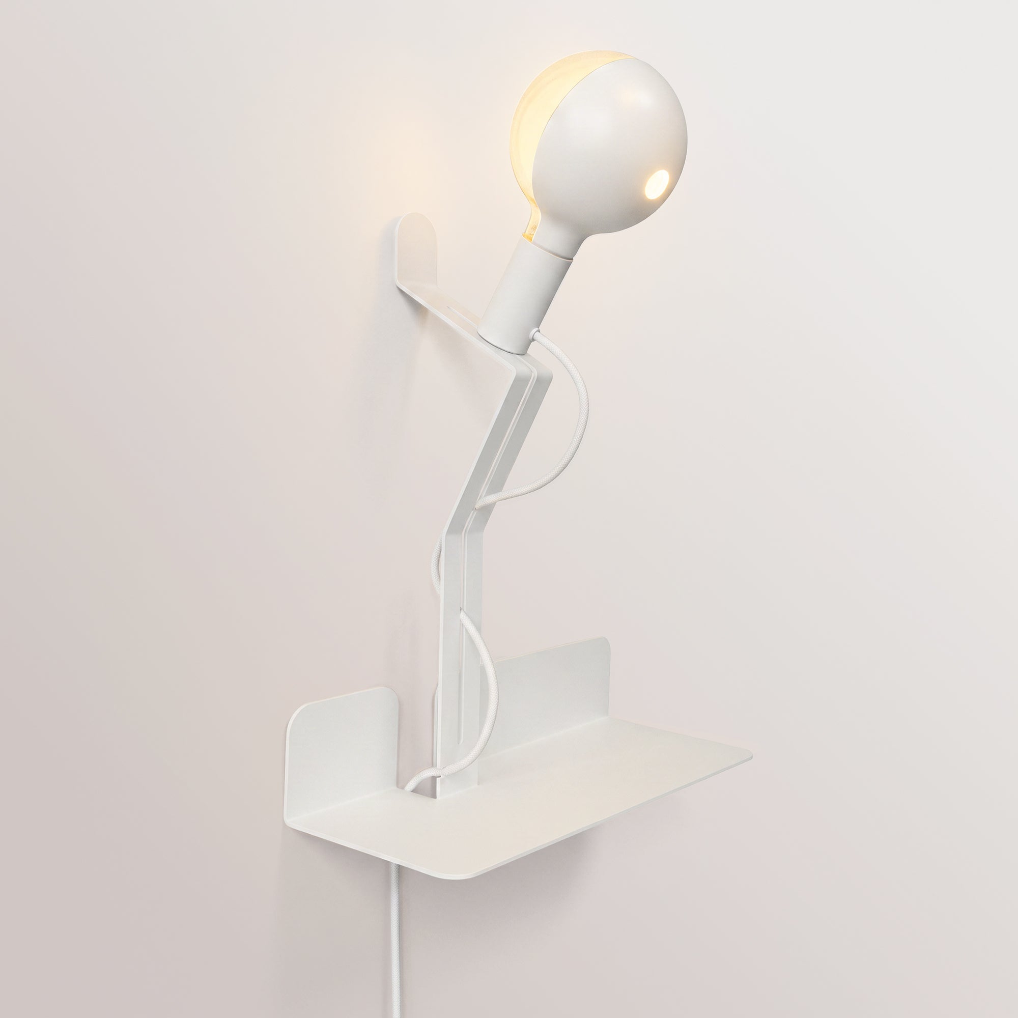Lampada da parete con mensola e lampadina LED G125 verniciata - Murio Talia - Bianco