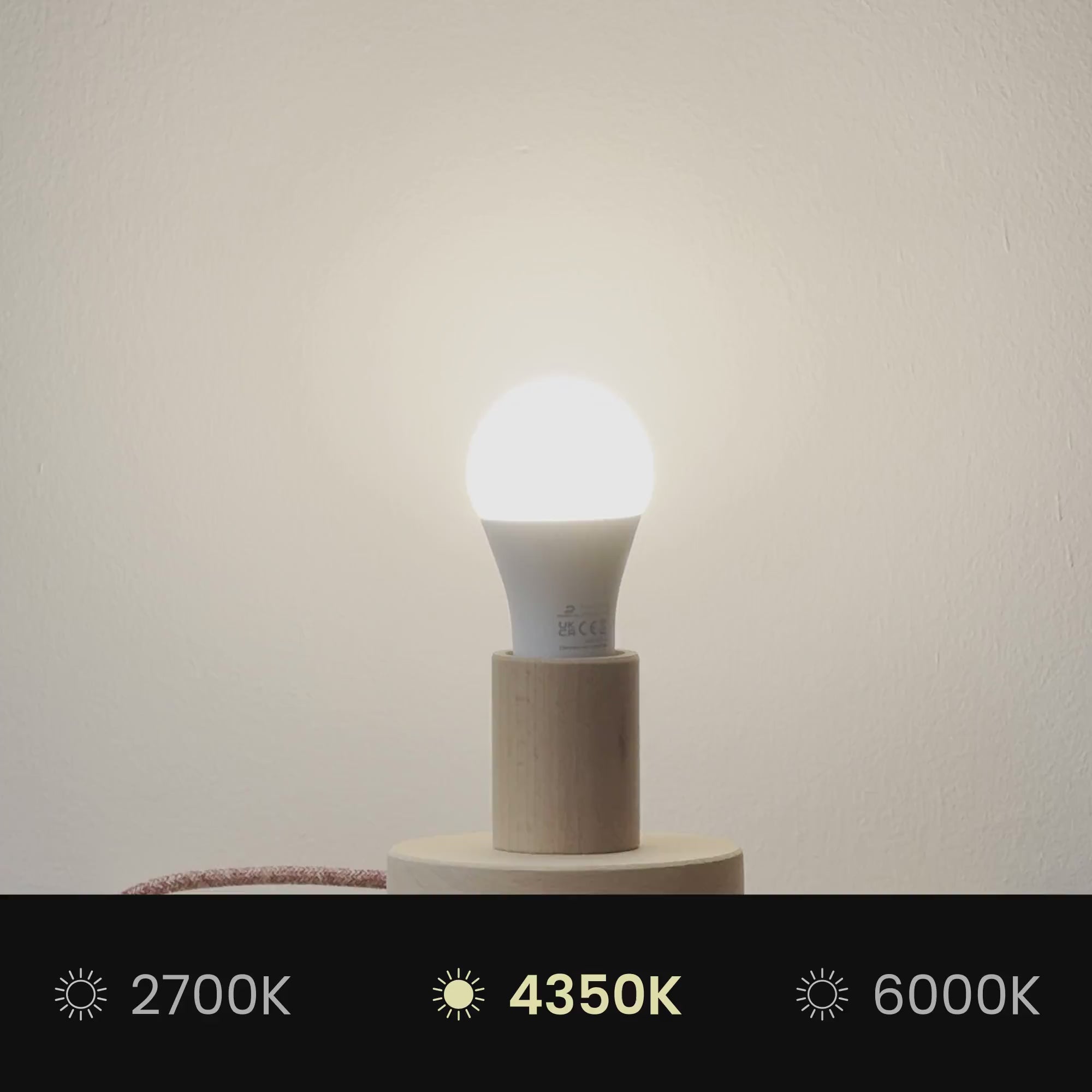 Carica video: Lampada a sospensione con paralume in tessuto Cilindro Small Teletta mandarino - Made in Italy