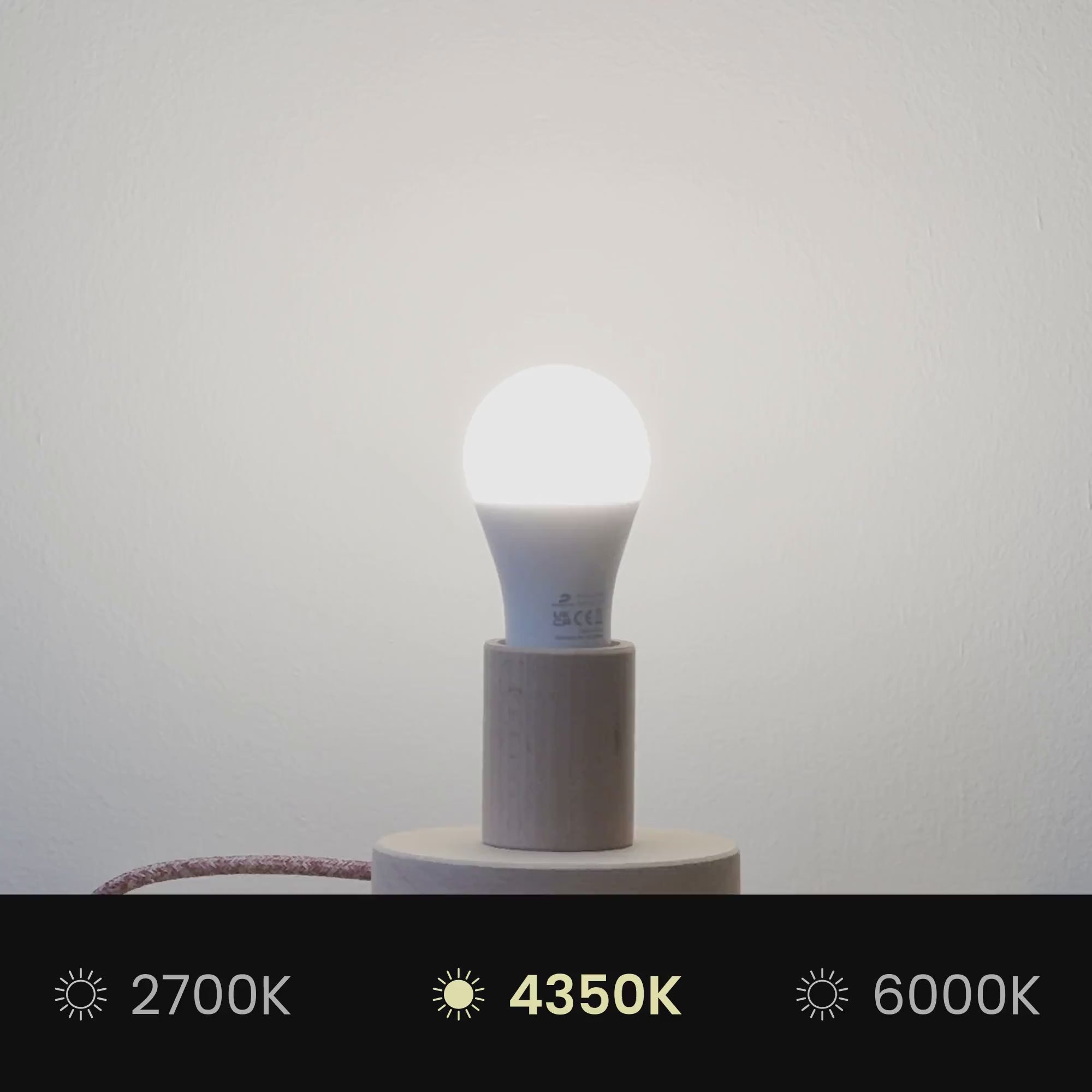 Carica video: Lampada a sospensione con paralume in tessuto Cilindro Large - Made in Italy - Lana Sabbia