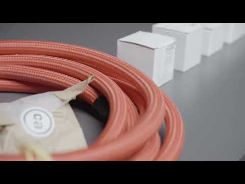Carica video: Kit interruttore/deviatore con manopola e base per Creative-Tubes in porcellana bianca
