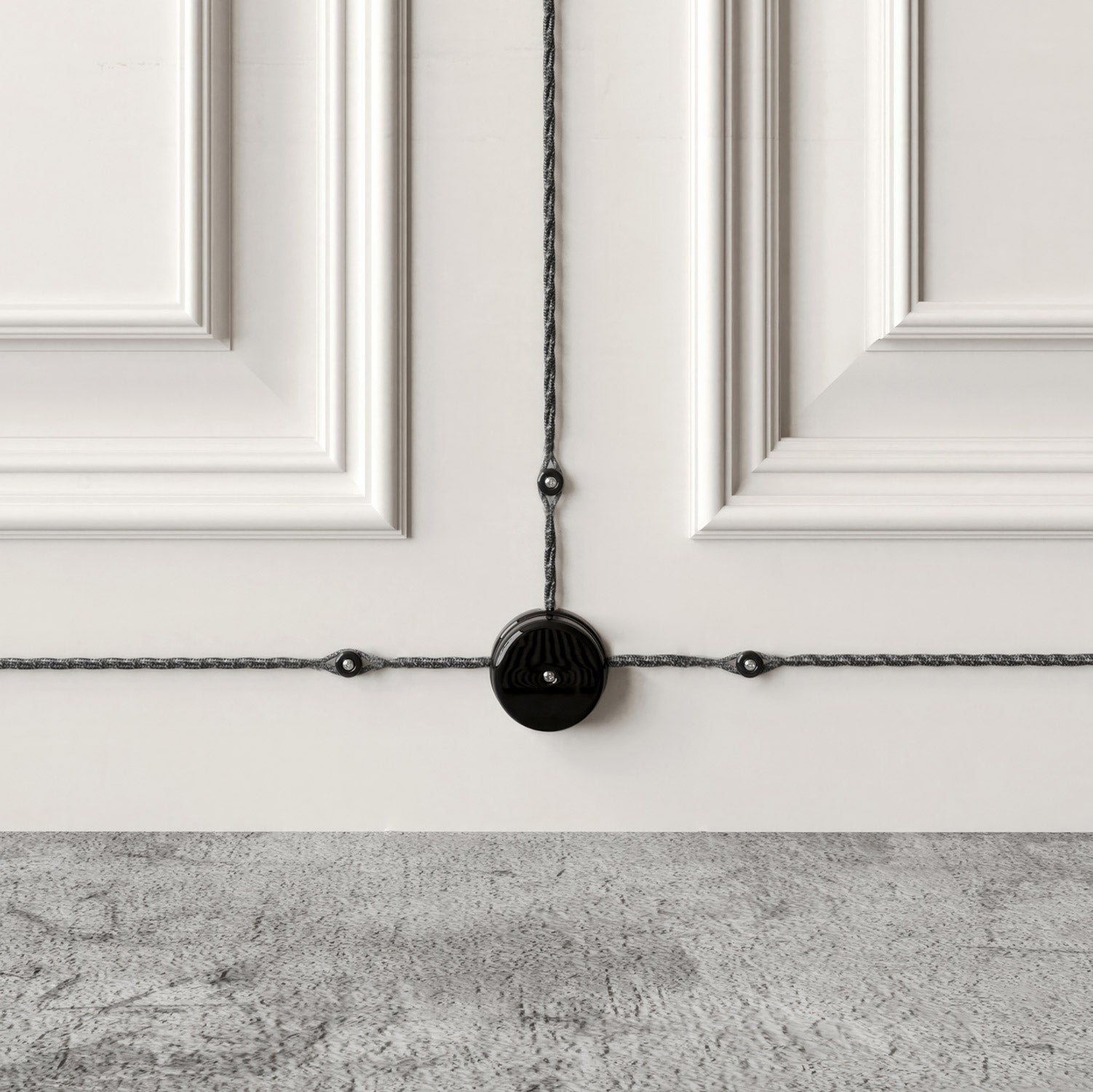 Scatola di derivazione in porcellana - Nero