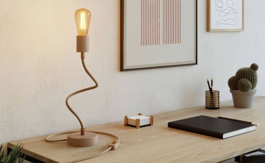 Come scegliere la lampada da tavolo? Guida all’acquisto